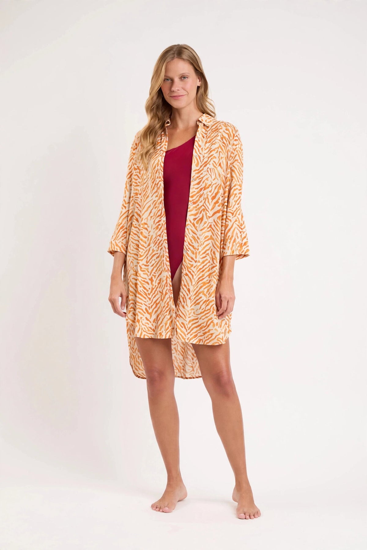 Model Front: Rio De Sol Kaftans And Kimonos Sahari Chemise Gabriele