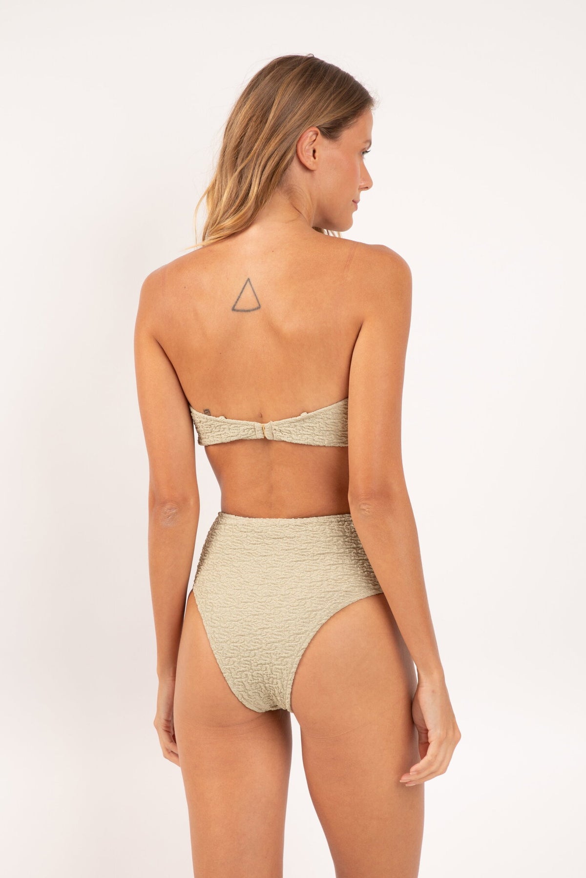 Model Back: Rio De Sol Bikini Bottoms Bottom Brisa-Pistache Hotpants
