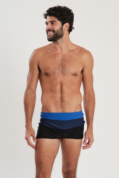 Model Front: Blueman Swim Trunks Sunga Army Crepusculo Azul Marinho