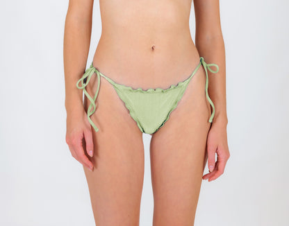 Model Front: Rio De Sol Bikini Bottoms Bottom Oliva Frufru-Comfy