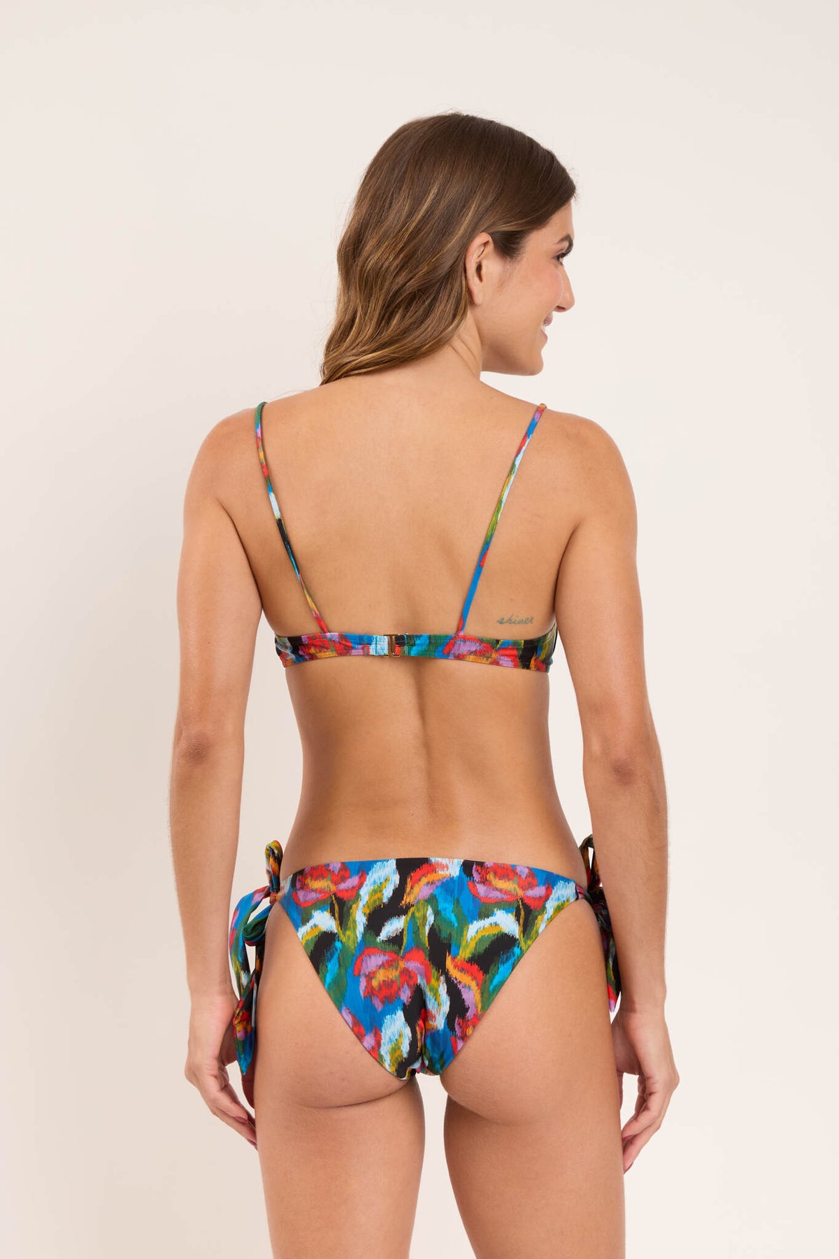 Model Back: Rio De Sol Bikini Bottoms Bottom Flair Gisele