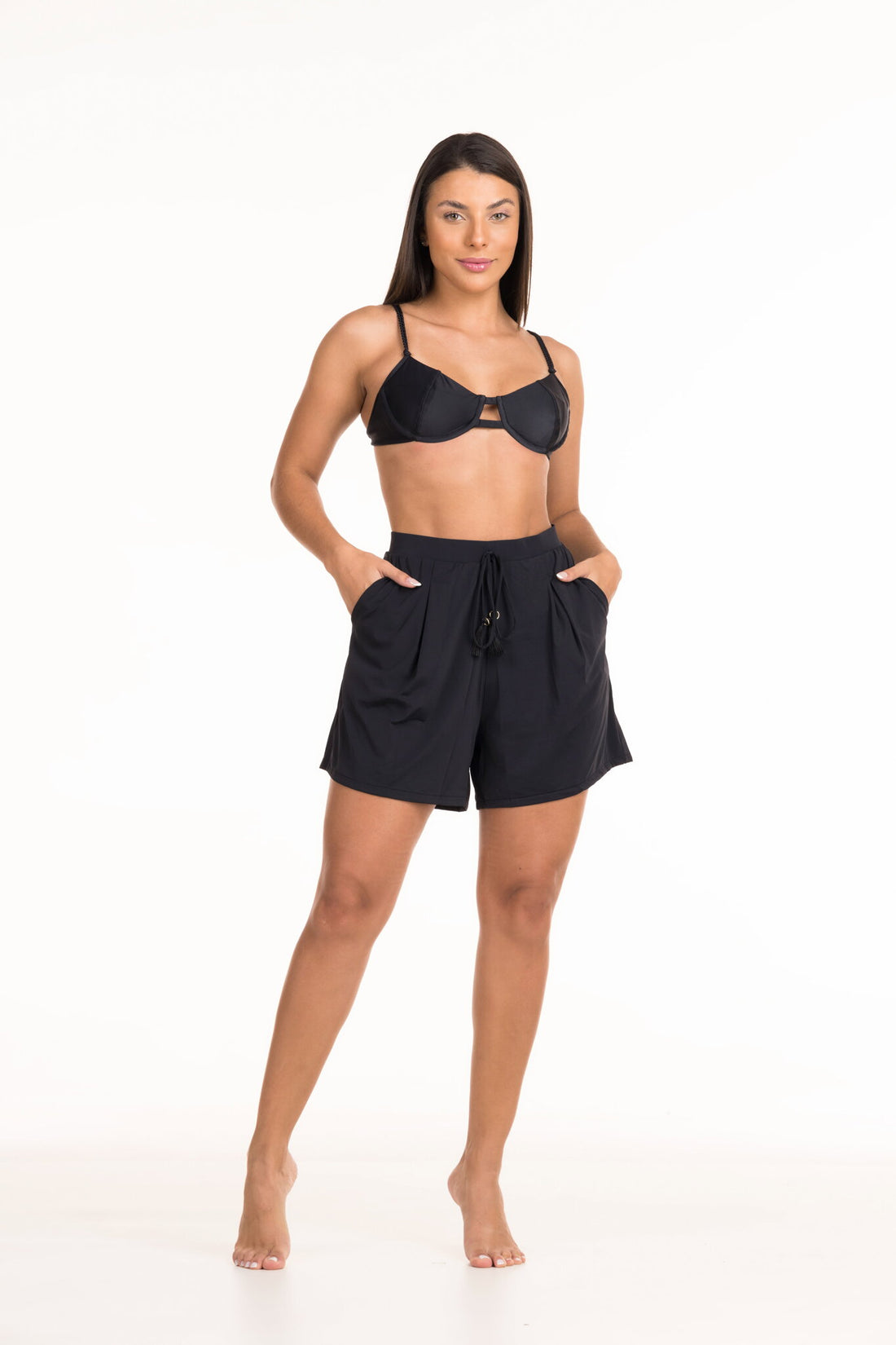 Model Front: La Playa Shorts Shorts Crepe Preto