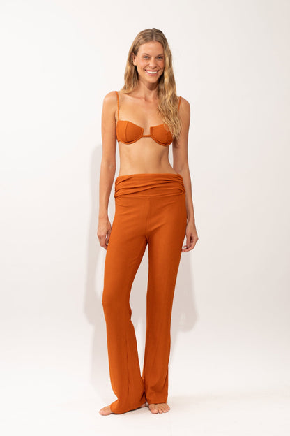 Model Front: Rio De Sol Pants Ferrugo Murana Pants
