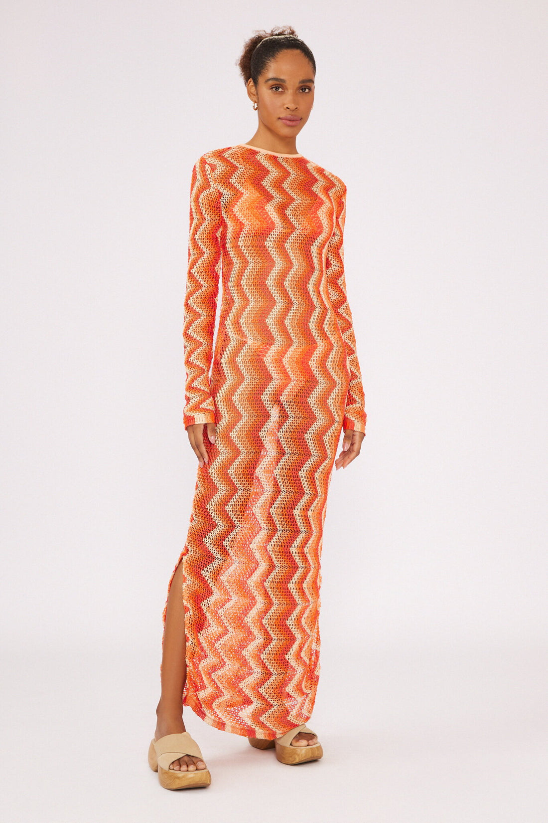 Model Front: Blueman Maxi Dresses Laranja Long Dress Tricot