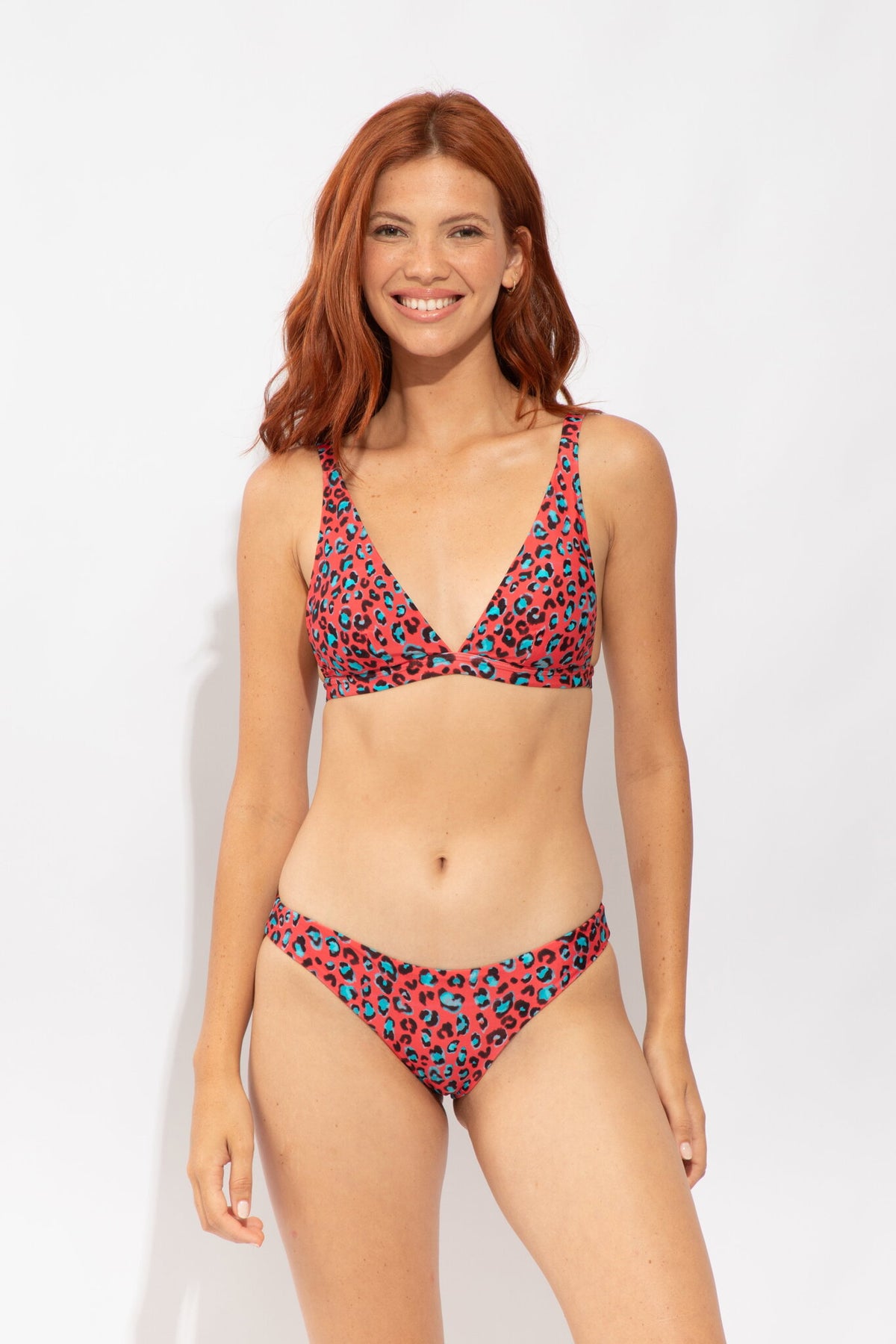 Model Front: Rio De Sol Bikini Bottoms Bottom Coral-Feline Essential-Comfy