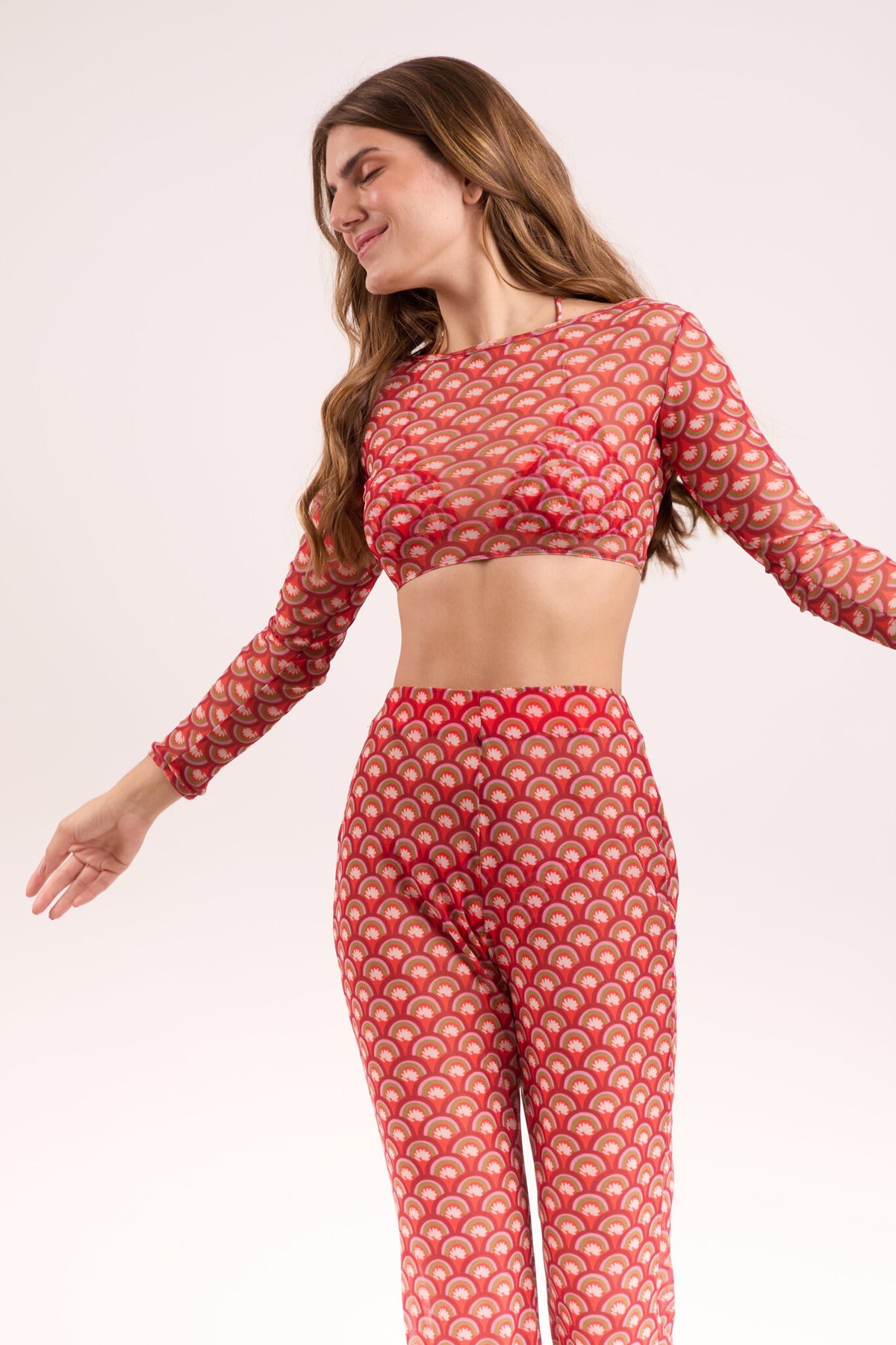 Image 06: Rio De Sol Beach Top Floral-Scales Top Harper