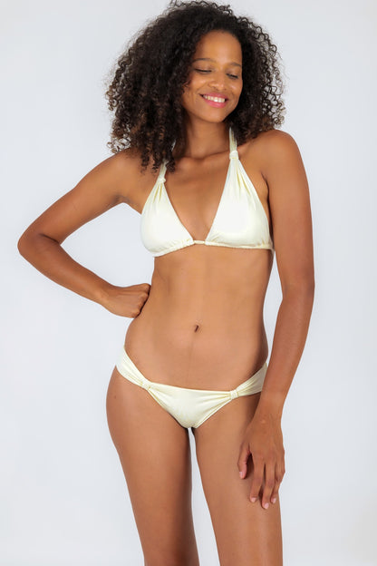 Model Front: Rio De Sol Bikini Tops Top Off-White Mel