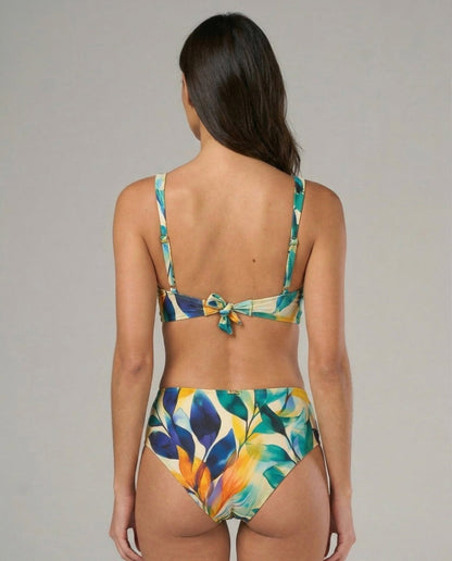 Model Back: Lua Morena Bikini Bottoms Bottom Tangara Hot-Pants-Dobrado