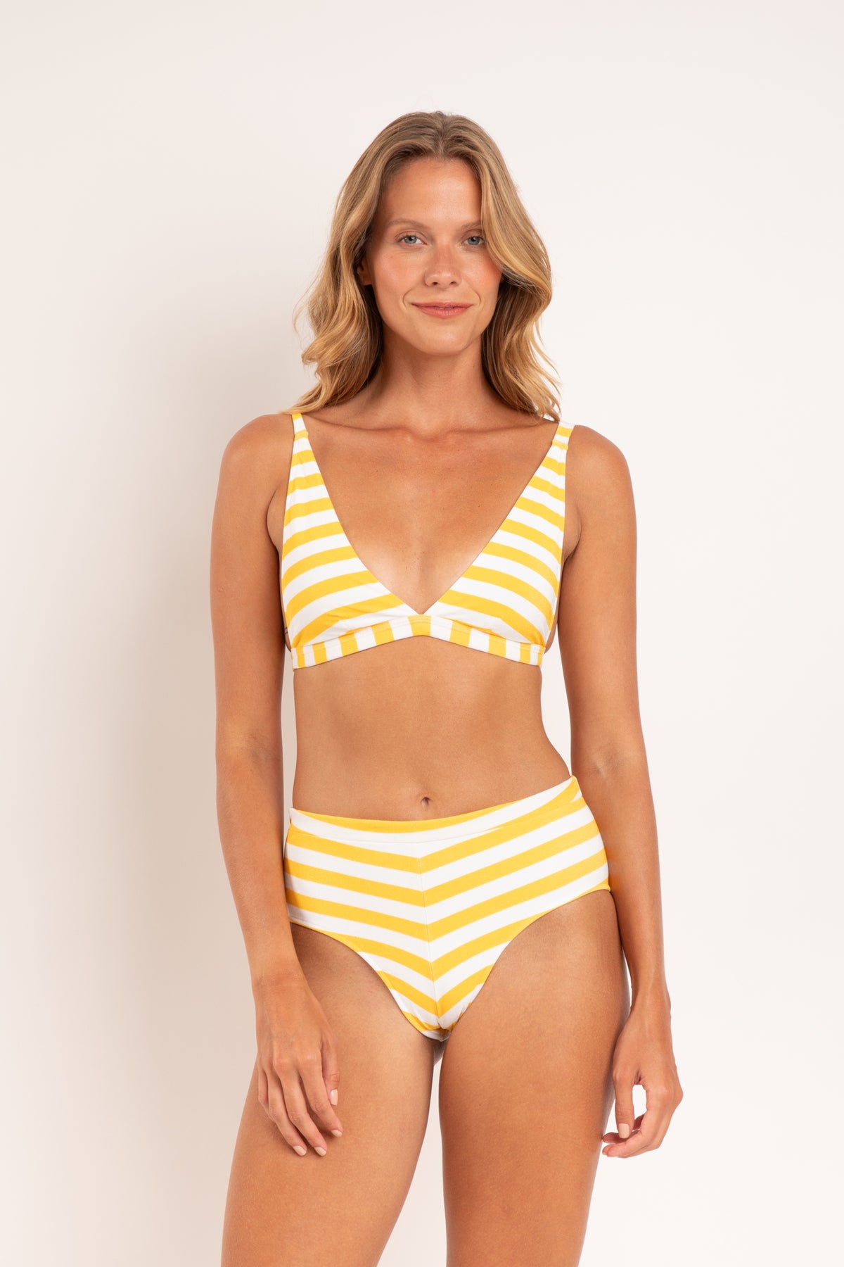 Model Front: Rio De Sol Bikini Bottoms Bottom Sunshine Lylou