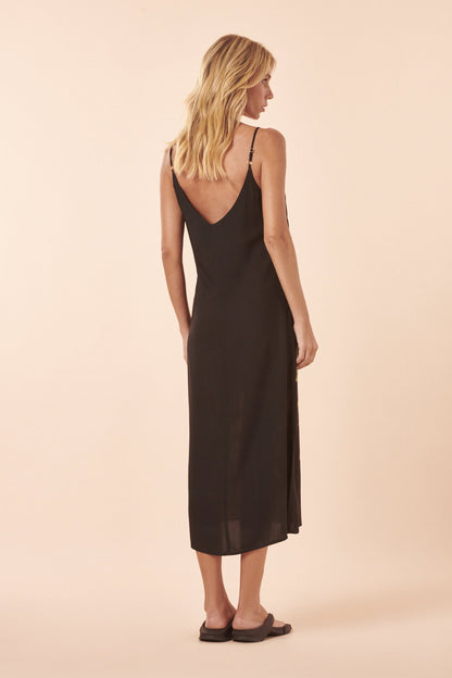 Model Back: Blueman Midi Dresses Musa Midi Rafaela