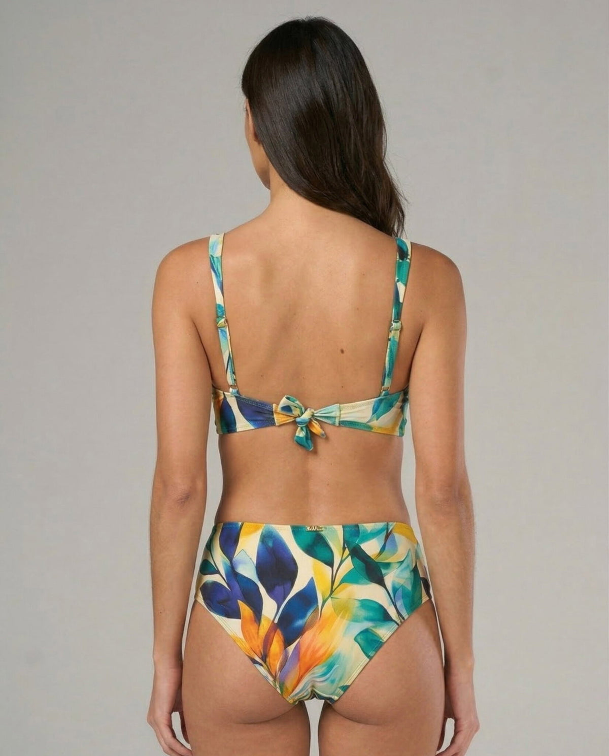 Model Back: Lua Morena Bikini Tops Top Tangara Meia-Taca-Larga