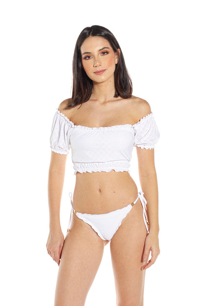 Model Front: Lua Morena Bikini Tops Top Ciganinha Laise Branco
