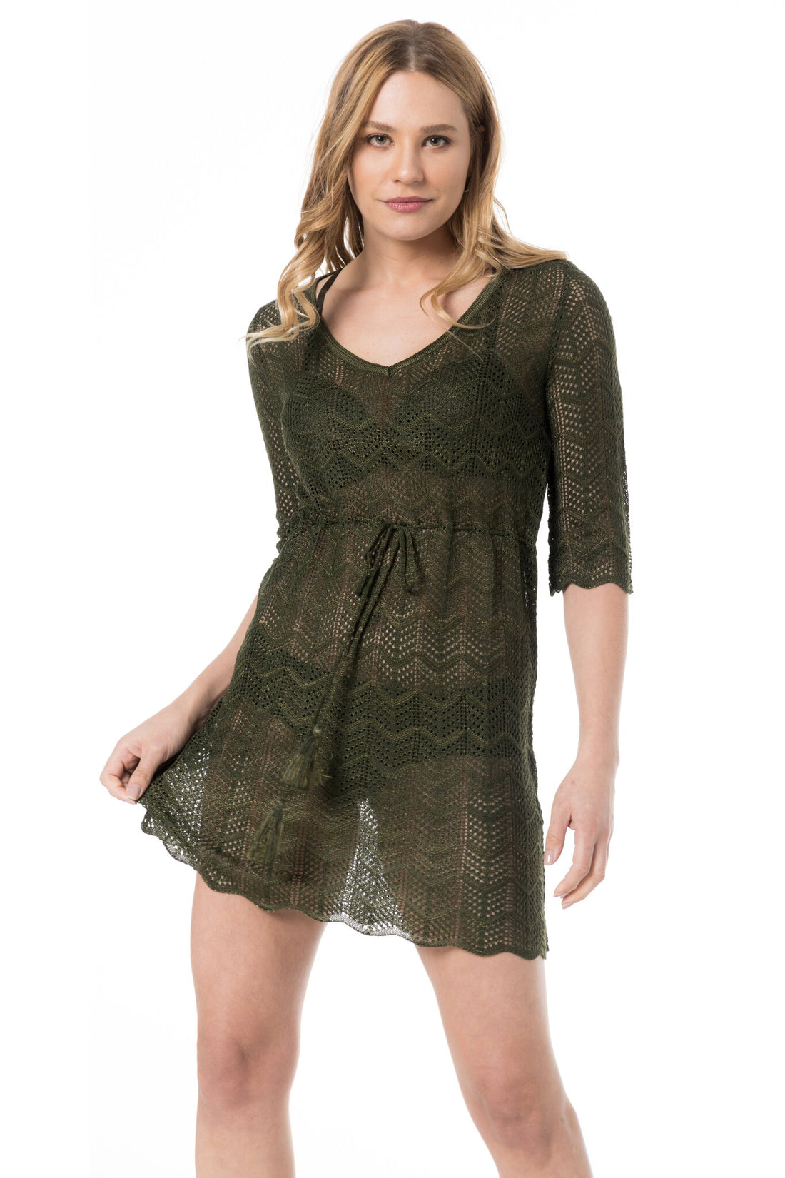 Model Front: Lua Morena Mini Dresses Tunica Tricot Mangue
