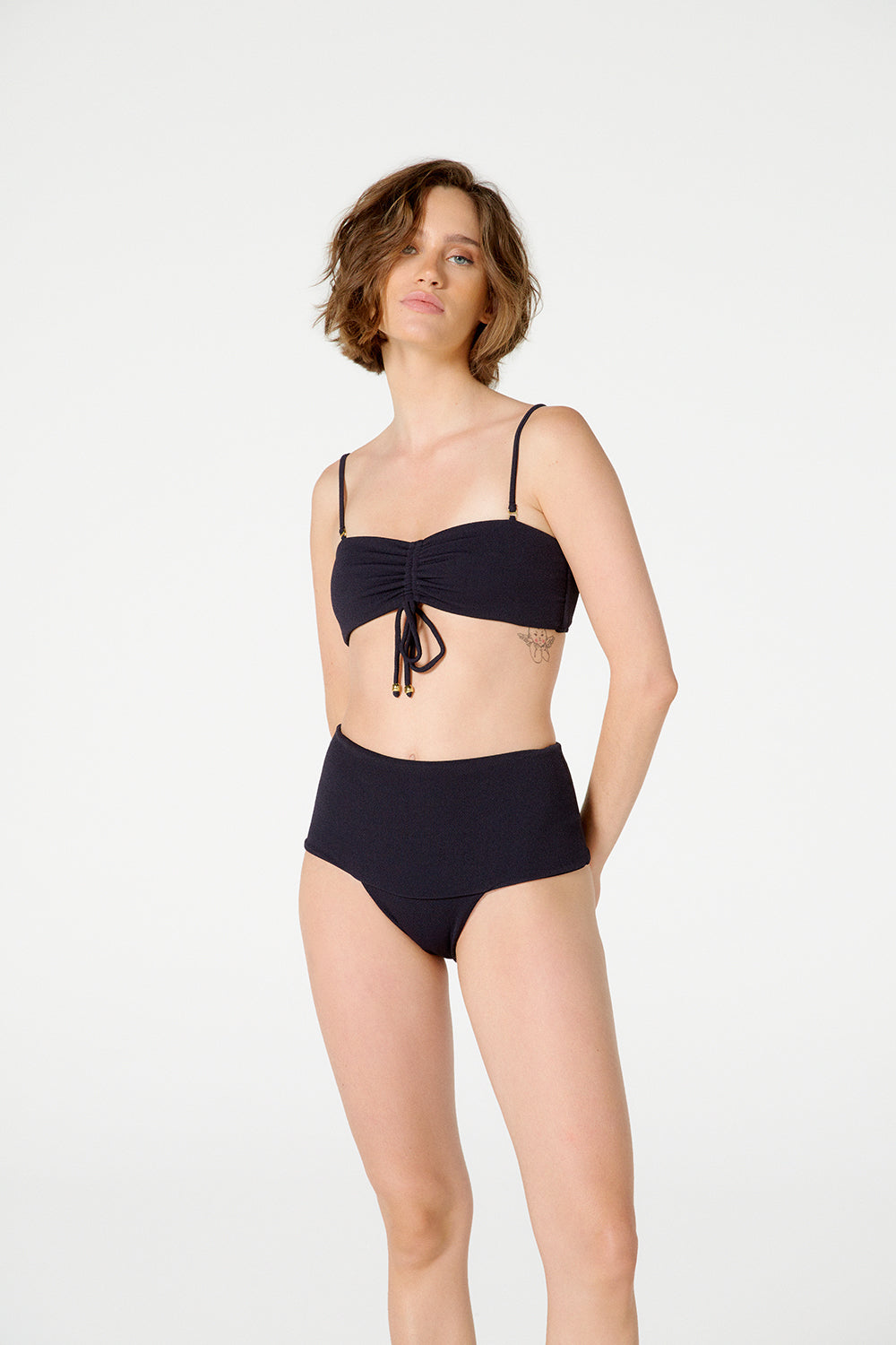 Model Front: Blueman Bikini Bottoms Bottom Gaya Buzios Crispy Preto