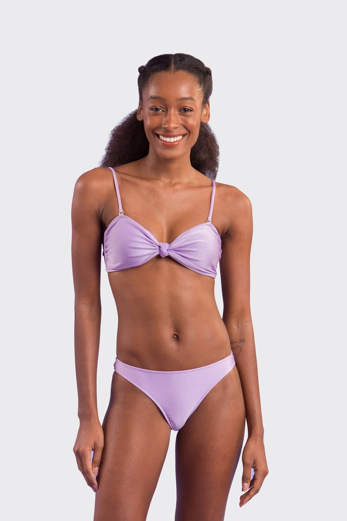 Model Front: Rio De Sol Top Top Shimmer-Harmonia Bandeau-Joy