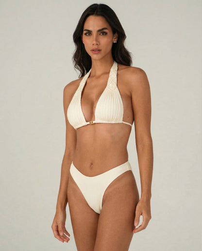 Model Front: Lua Morena Bikini Bottoms Bottom Areia Fio-Dobrado