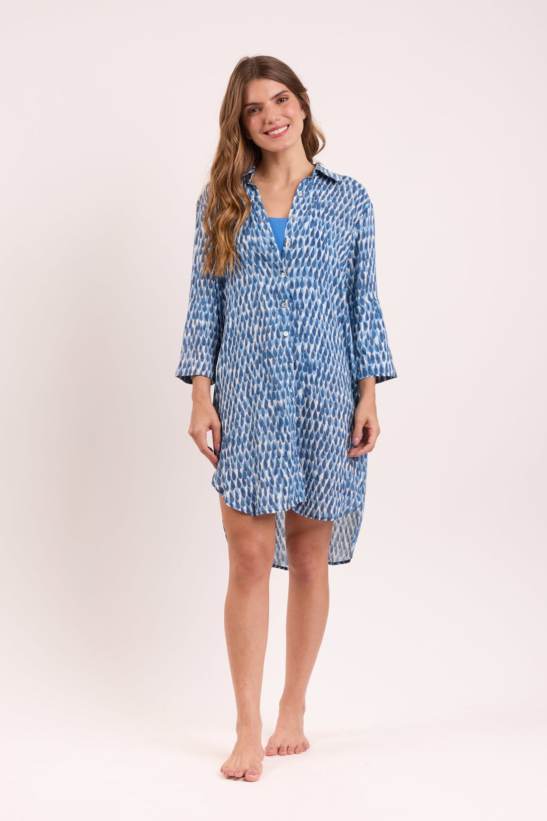 Model Front: Rio De Sol Shirtdress Chuva Chemise Gabriele
