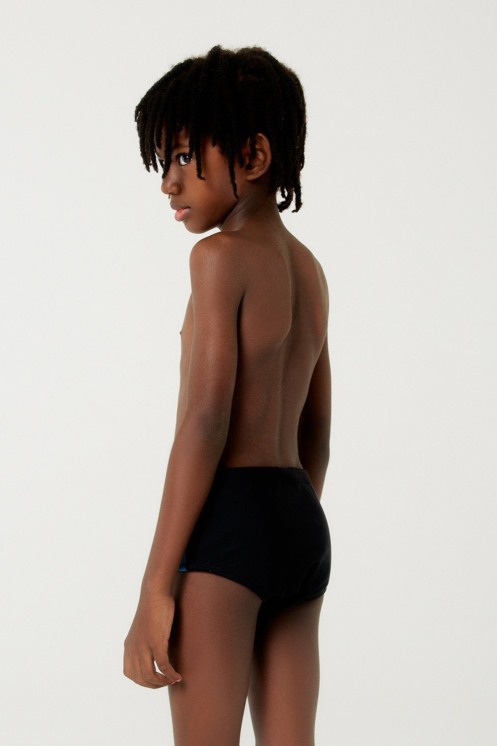Model Back: Blueman Boy&