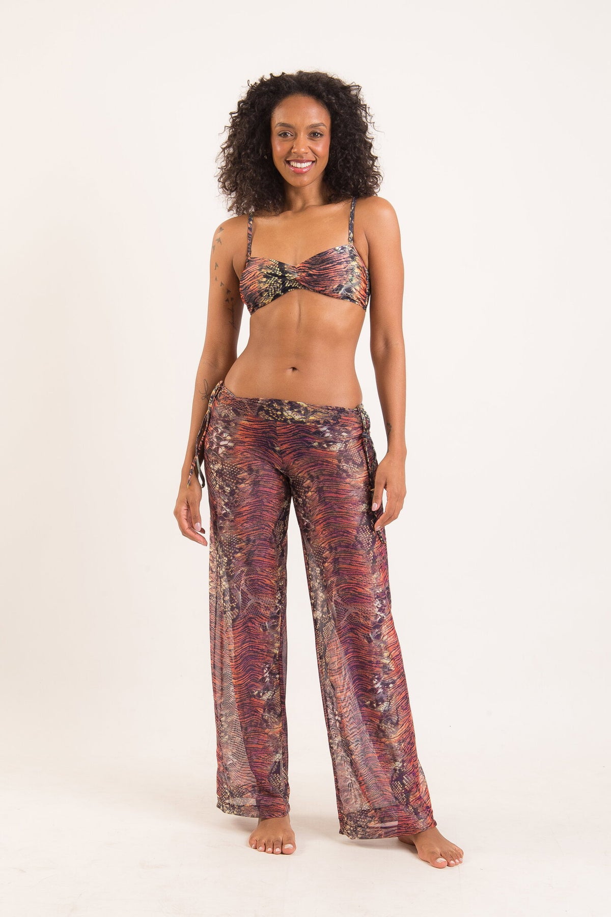 Model Front: Rio De Sol Pants Cobra Trouser