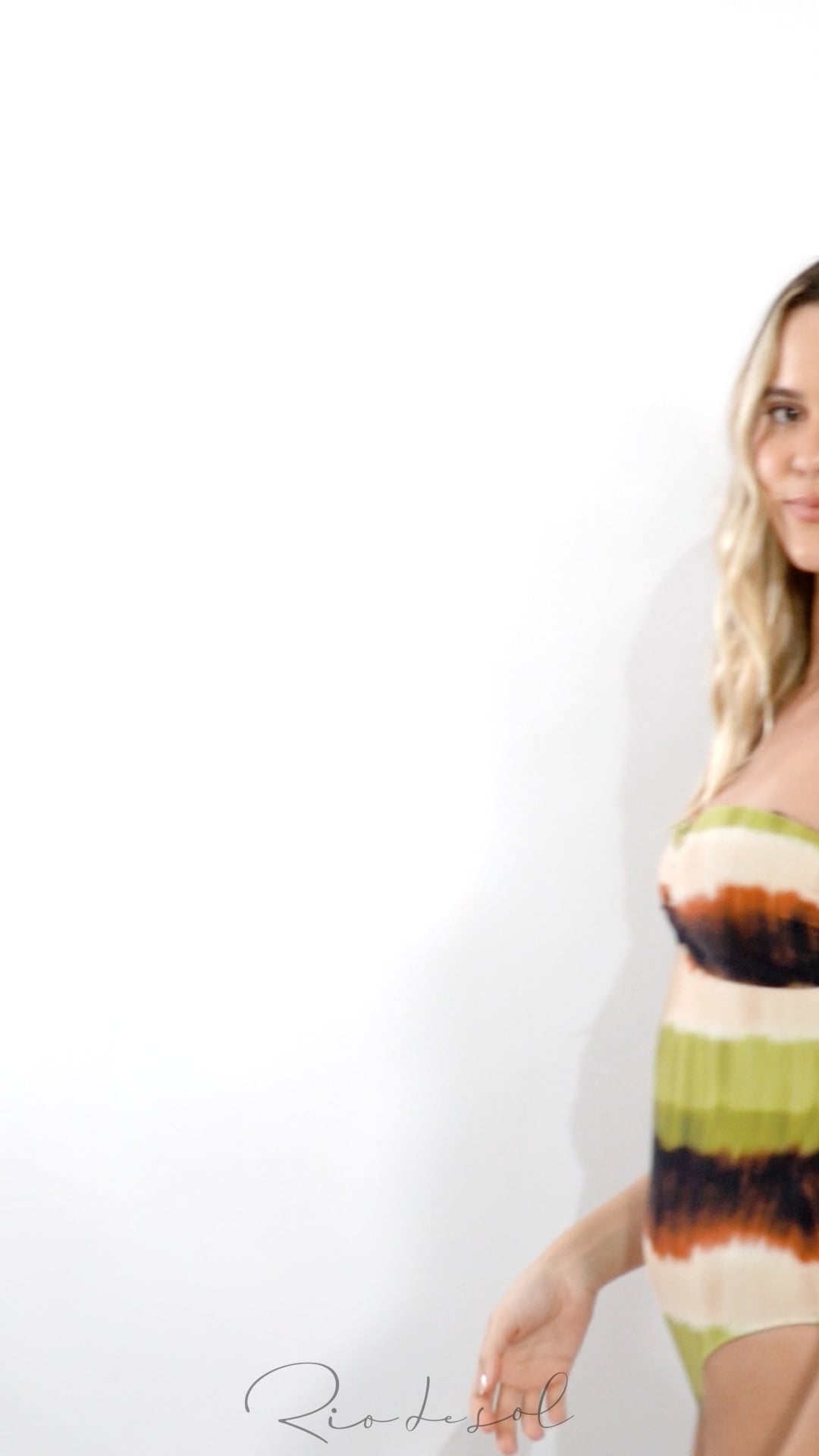 Video: Rio De Sol One Piece Swimsuits Vibe-Terra Sara-Op